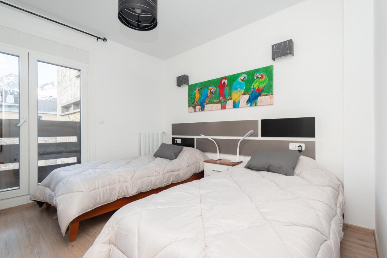 Apartamentos Vaquers Mikka 3000 Pas De La Casa Kültér fotó