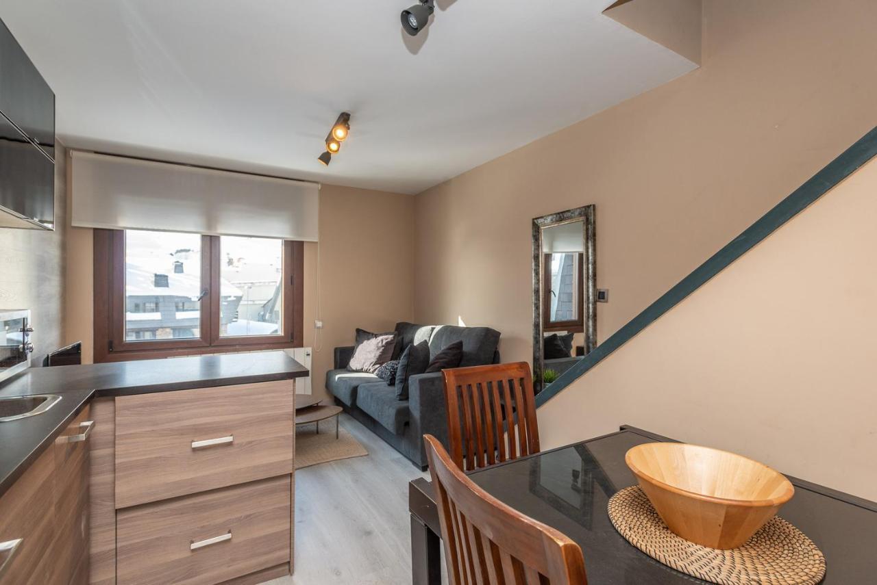 Apartamentos Vaquers Mikka 3000 Pas De La Casa Kültér fotó